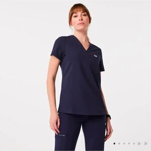 Figs Catarina One Pocket Scrub Top Navy small